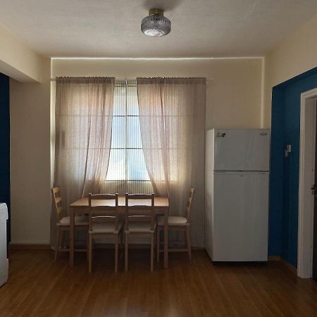 Lovely , Cozy , Modern Seaside Apartment Larnaca Esterno foto