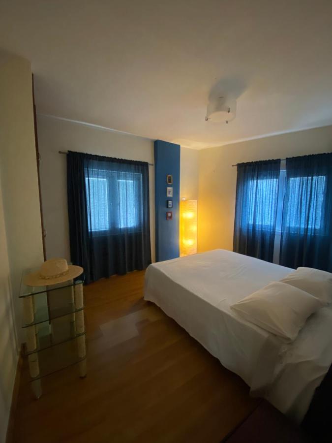 Lovely , Cozy , Modern Seaside Apartment Larnaca Esterno foto
